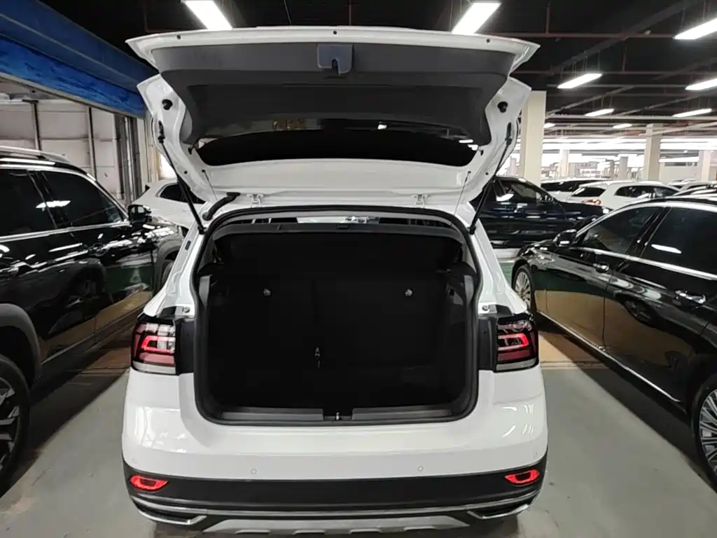 Volkswagen T-Cross — миниатюра 19