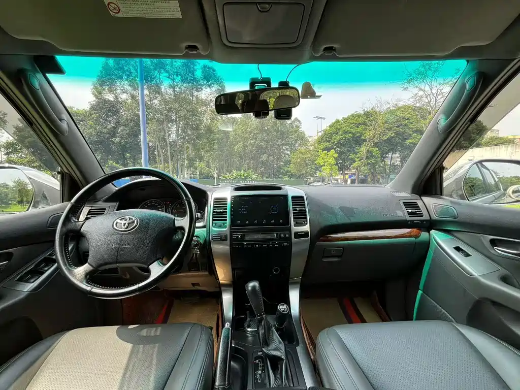 Toyota Prado (Import) — миниатюра 6