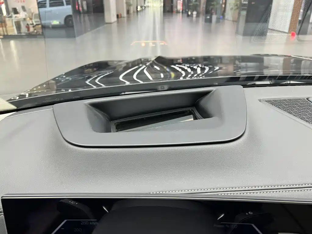BMW X7 2023 xDrive40i Lead Luxury