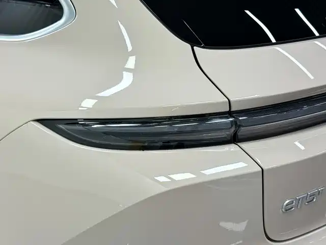 NIO ET5T — миниатюра 16