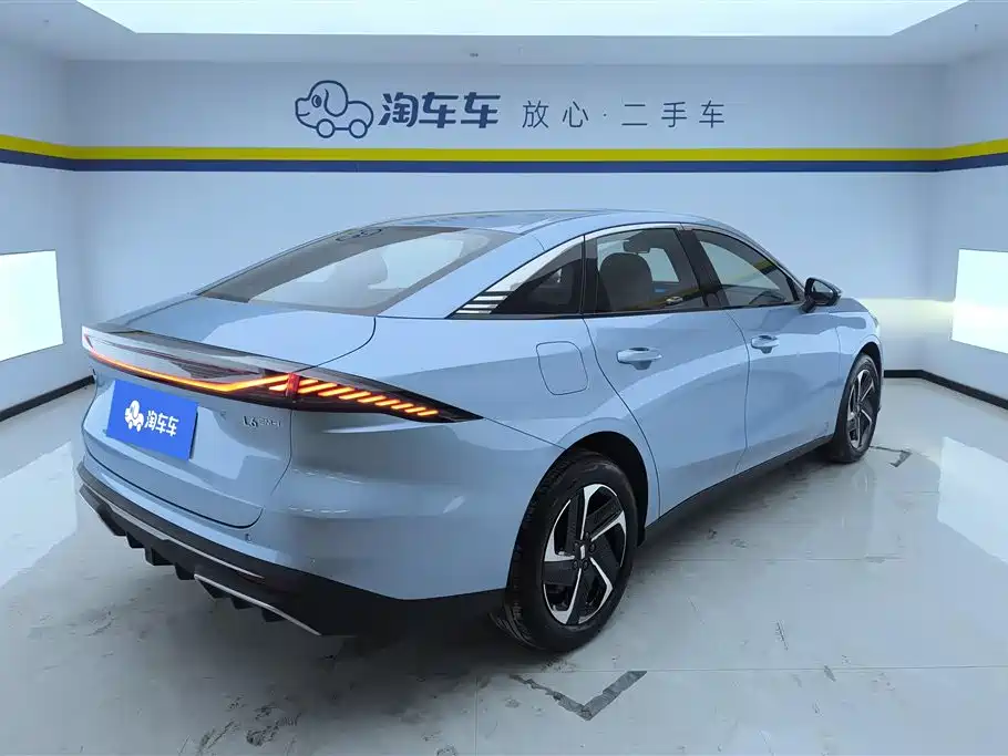 GEELY GALAXY GALAXY L6