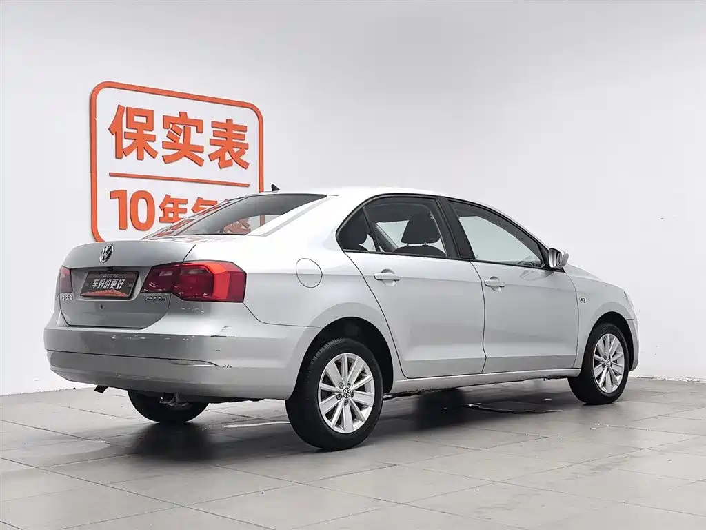Volkswagen Jetta 2013 1.6L AT Comfort