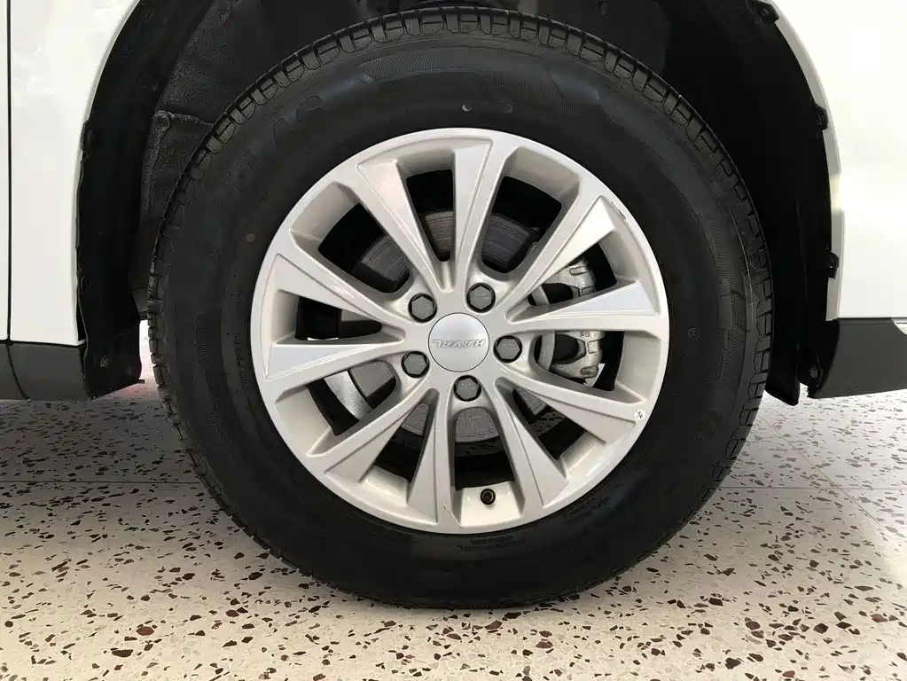 Haval M6 — миниатюра 18