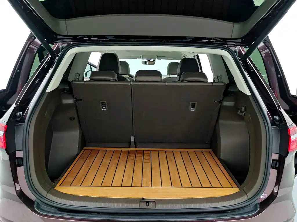 Volkswagen Viloran — миниатюра 17