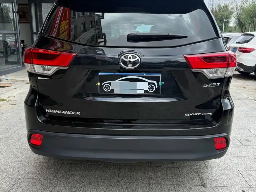 Toyota Highlander — миниатюра 4