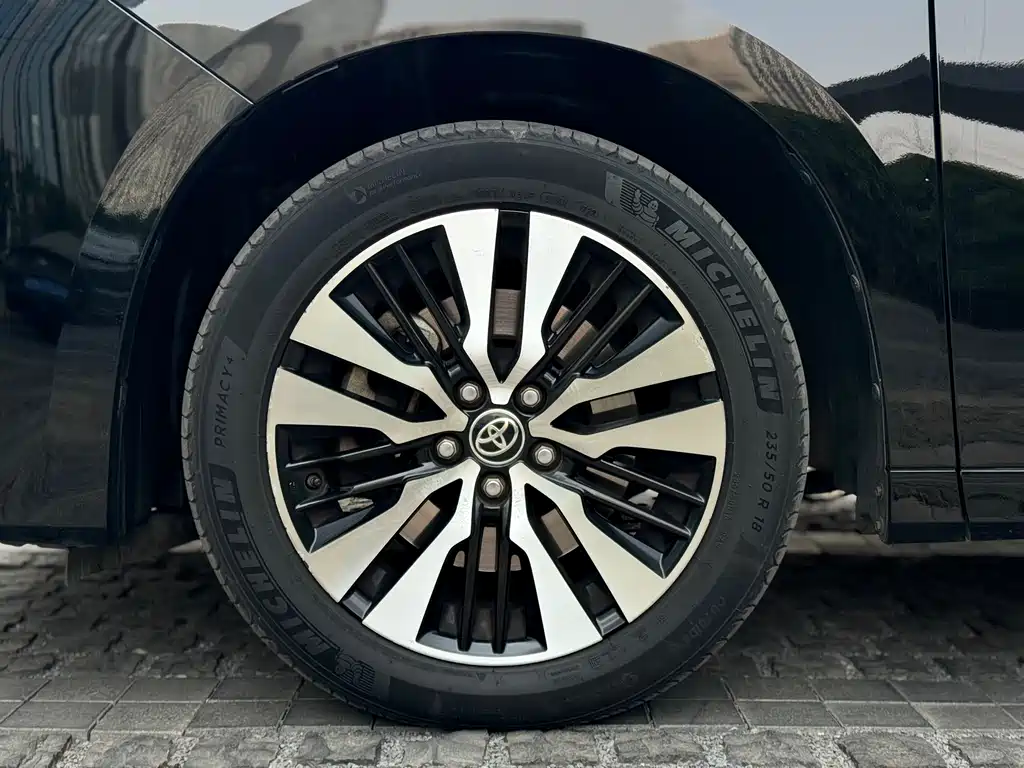 Toyota Alphard 2018 3.5L Luxury