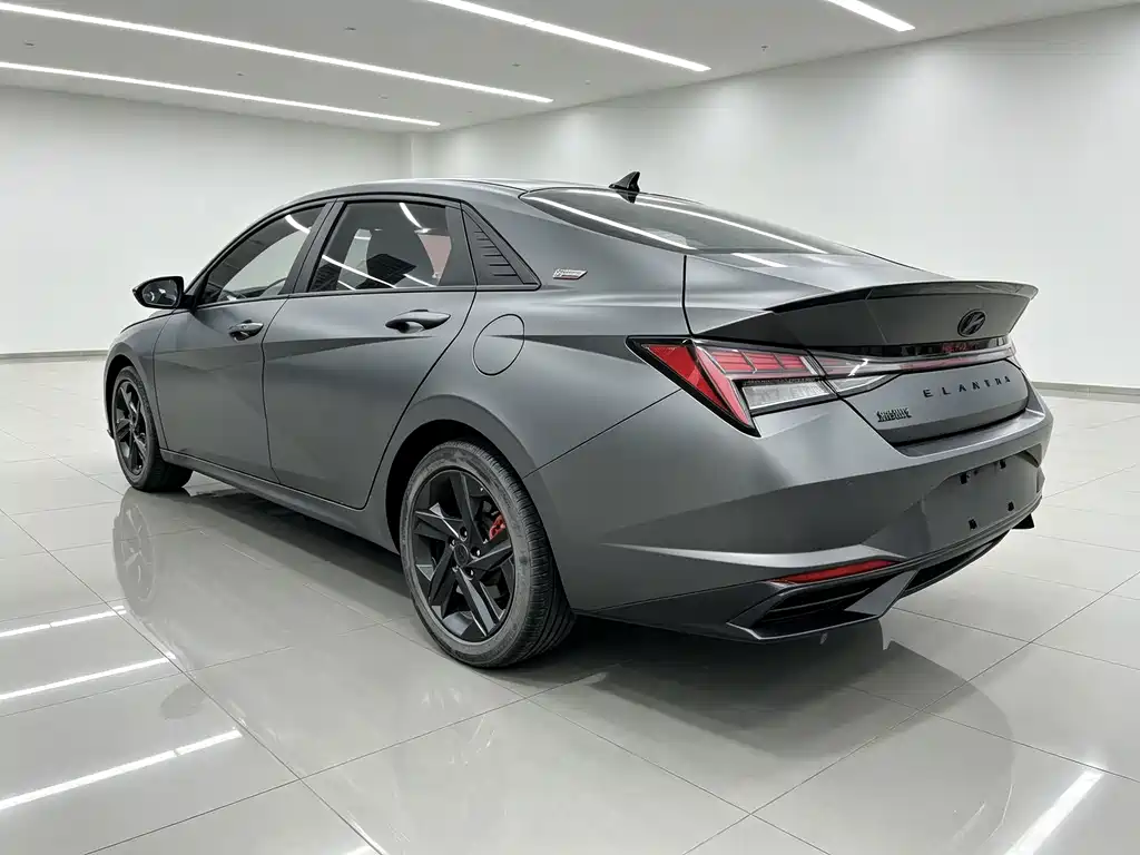 Hyundai Elantra — миниатюра 6