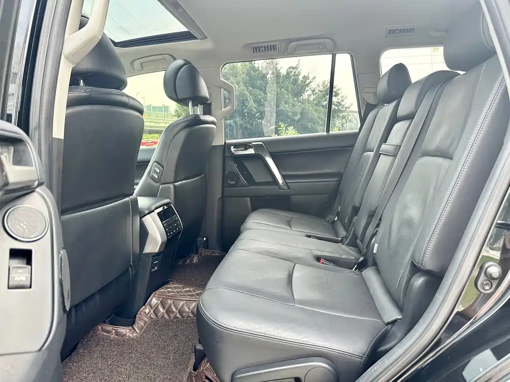Toyota Prado — миниатюра 12