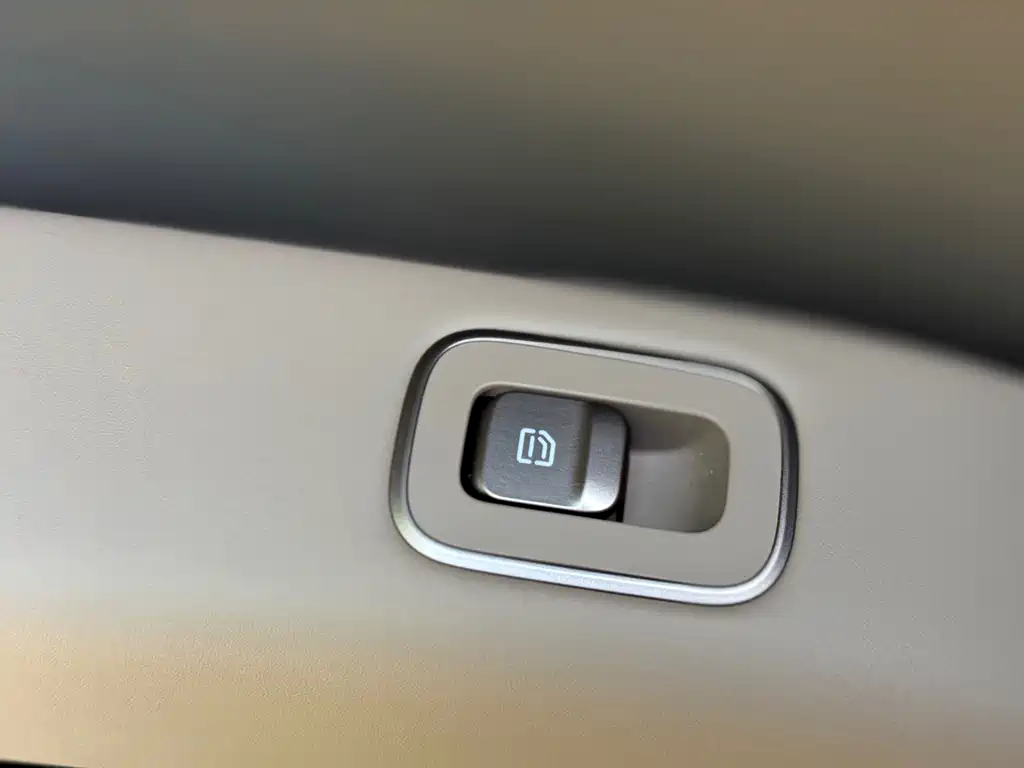 Li Auto Li i6 — миниатюра 34