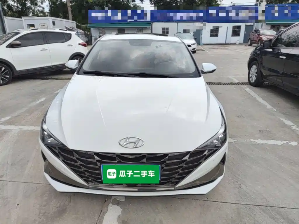 Hyundai Elantra — миниатюра 3