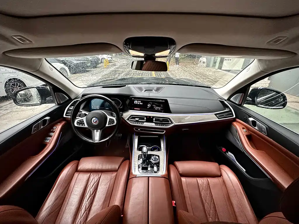 BMW X7 — миниатюра 14