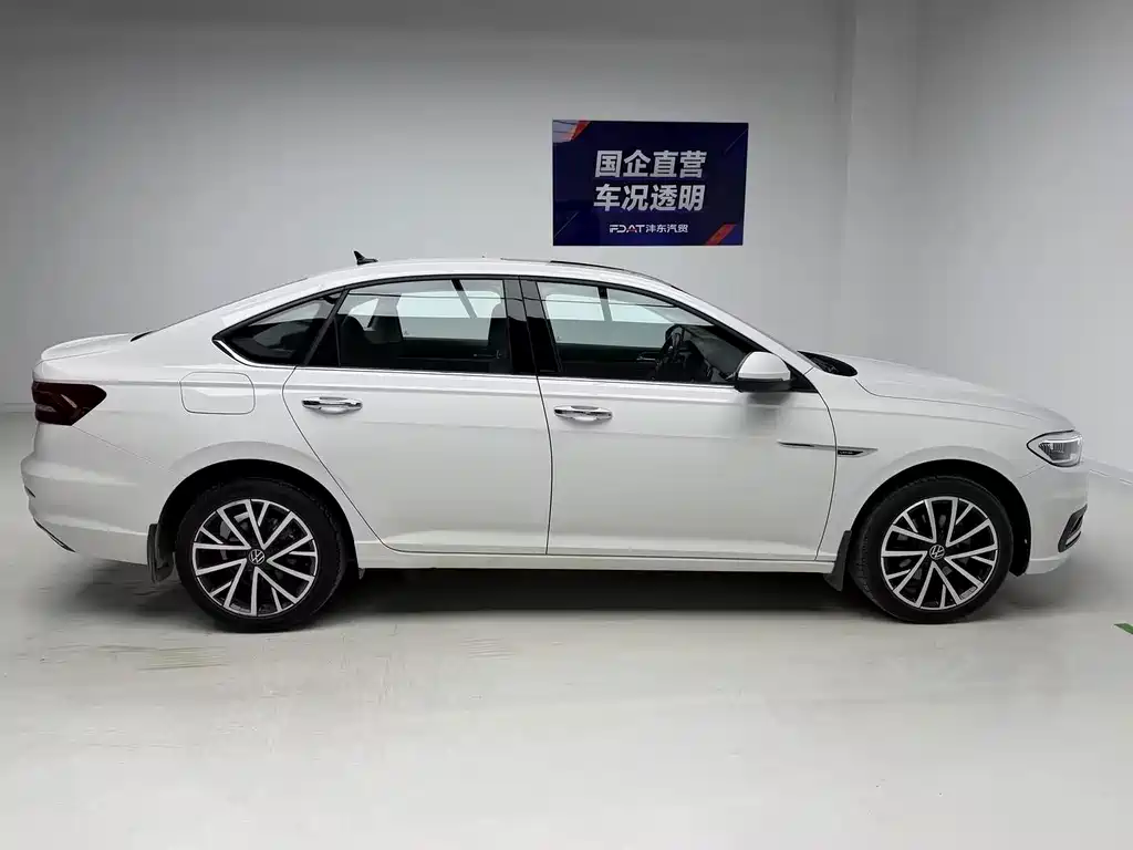 Volkswagen Lavida — миниатюра 7