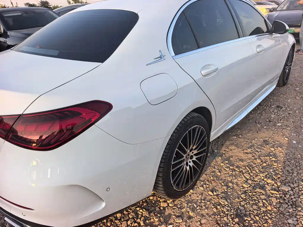 Mercedes-Benz C-Class — миниатюра 9