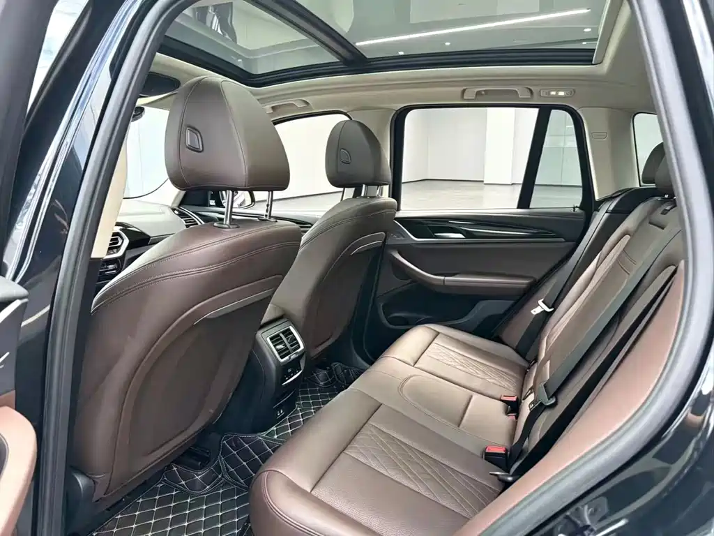 BMW X3 — миниатюра 5