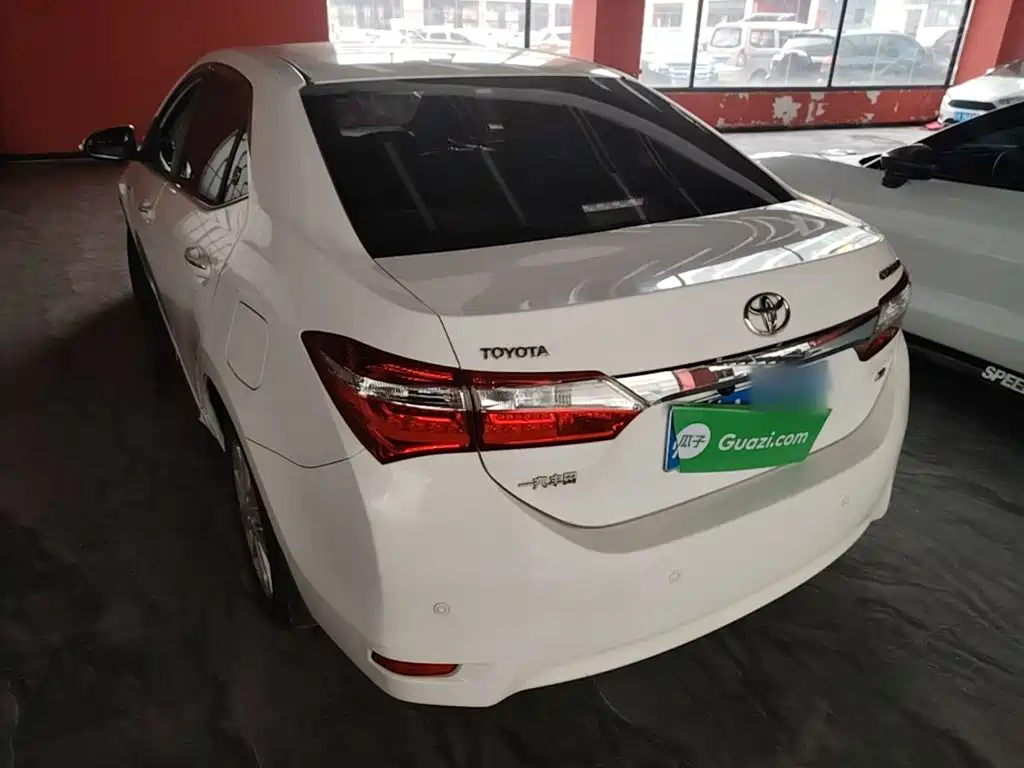 Toyota Corolla — миниатюра 5