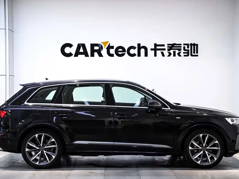 Audi Q7 — миниатюра 3