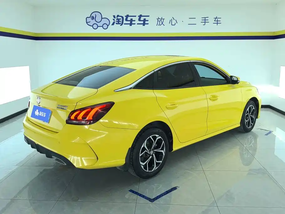 MG MG5 - фото 3