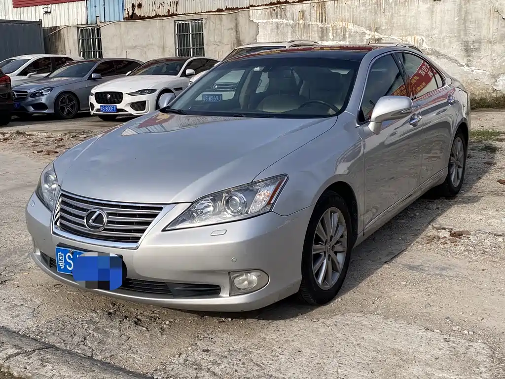 Lexus ES 2011