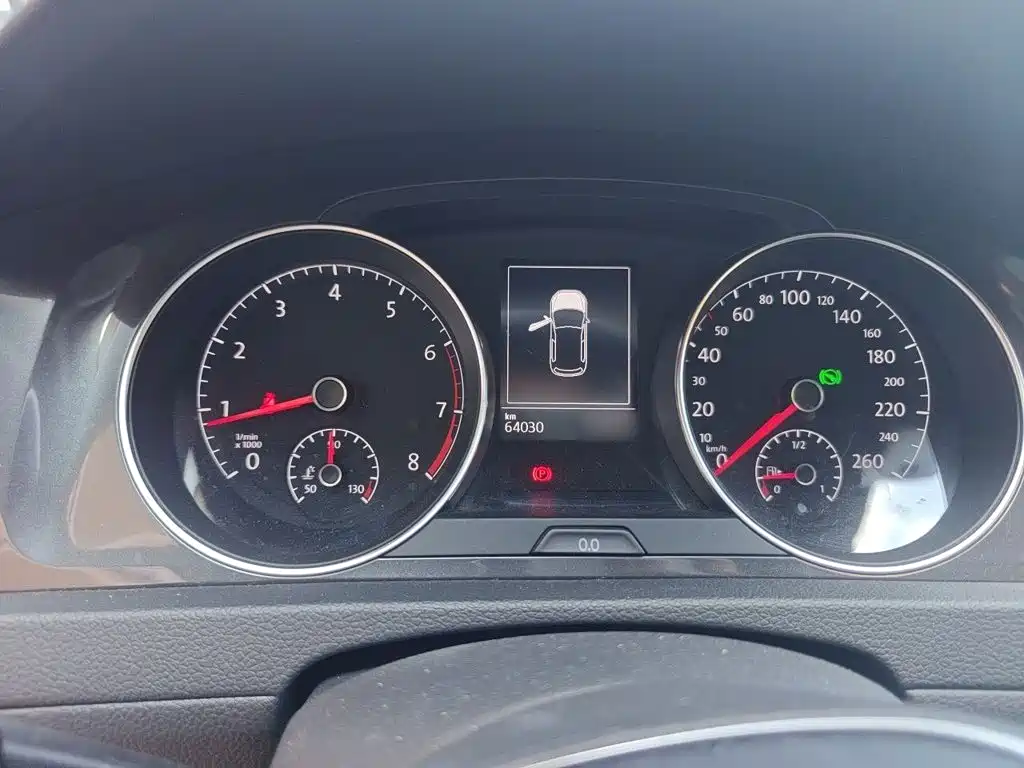 Volkswagen Golf — миниатюра 4