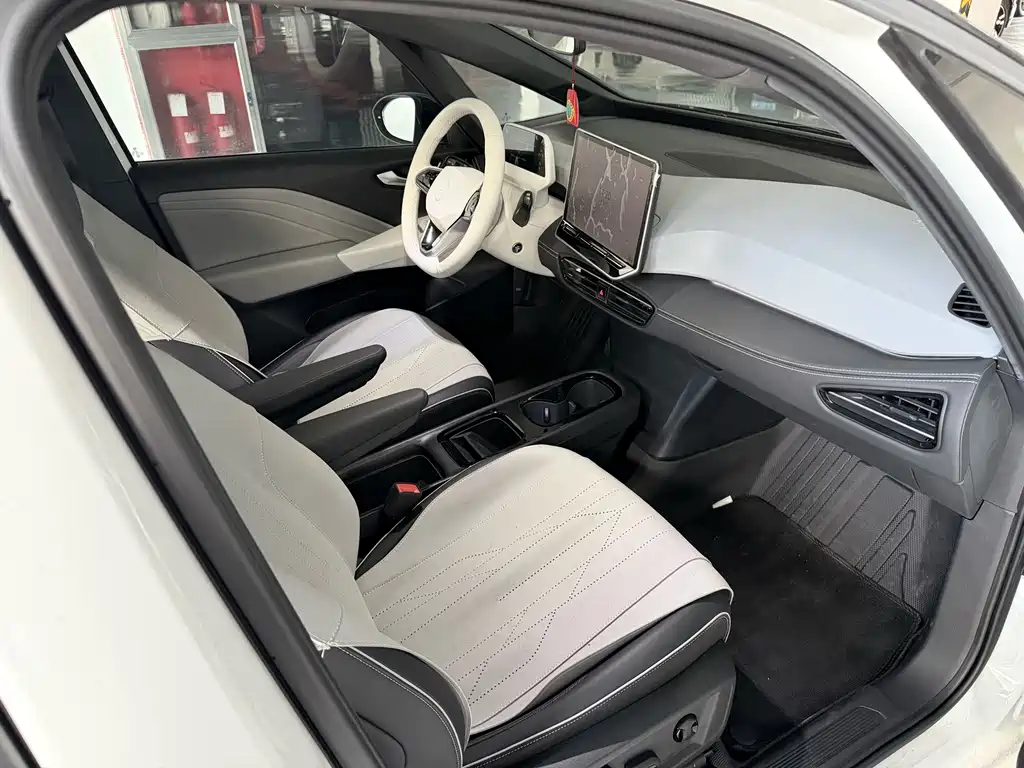 Volkswagen ID.3 — миниатюра 3