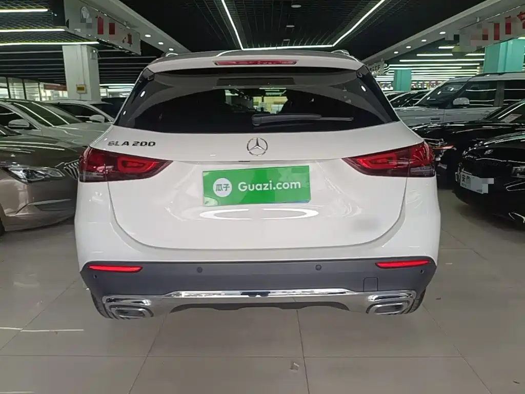 Mercedes-Benz GLA — миниатюра 6