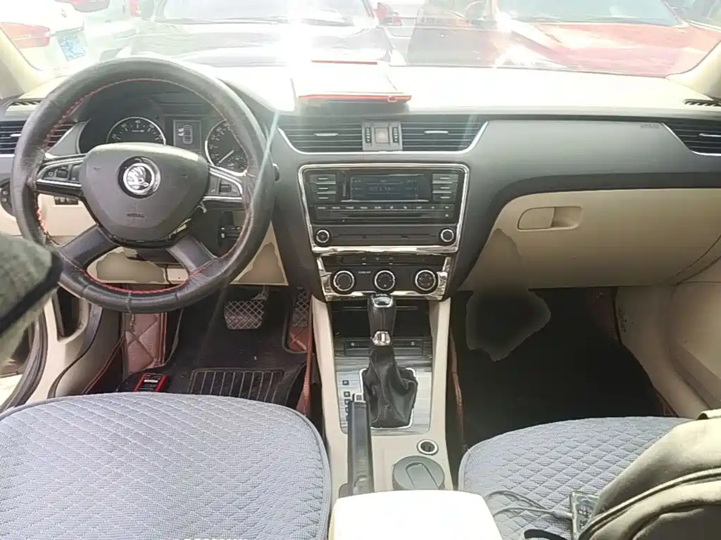 Skoda Octavia — миниатюра 10