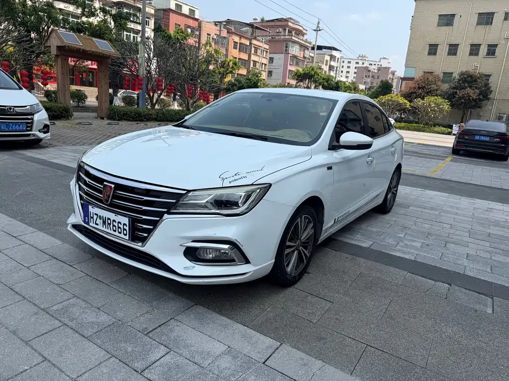 ROEWE I5