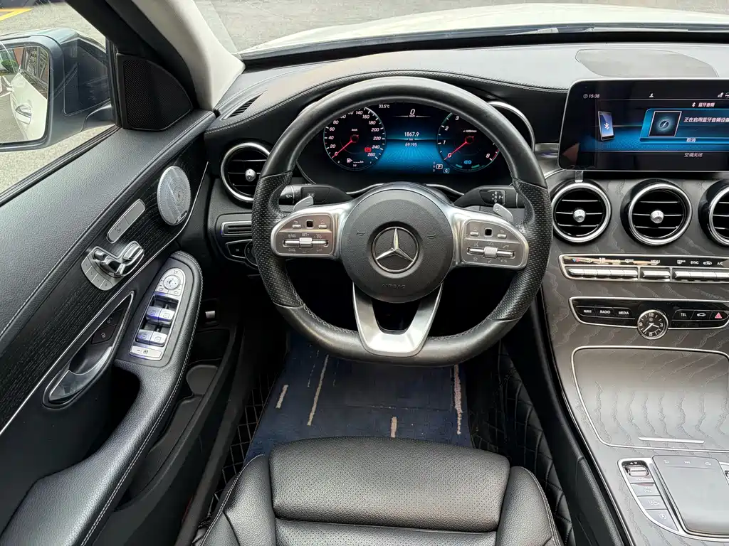 Mercedes-Benz C-Class — миниатюра 8