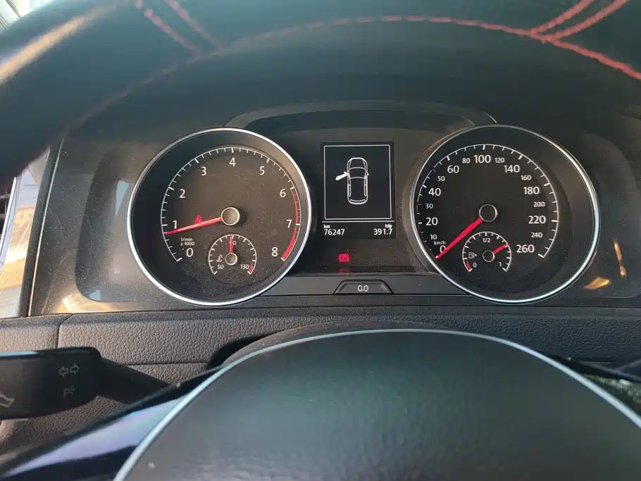 Volkswagen Golf — миниатюра 14