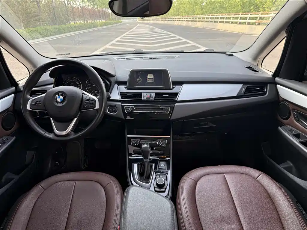 BMW 2 серии 2 2015 218i Lead