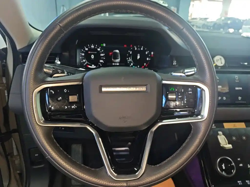 Land Rover Evoque — миниатюра 11