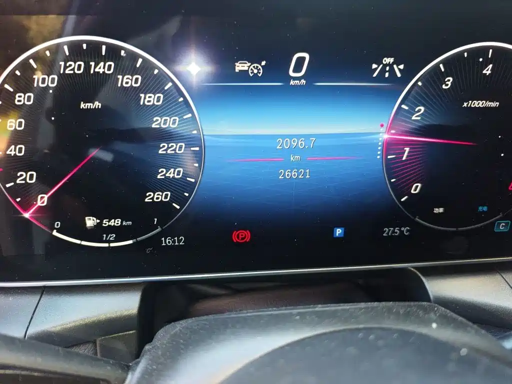 Mercedes-Benz GLC — миниатюра 8