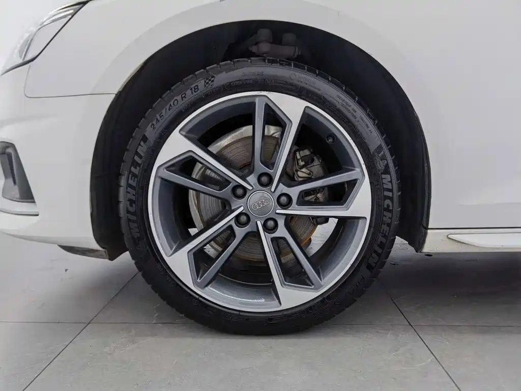 Audi A4L — миниатюра 17