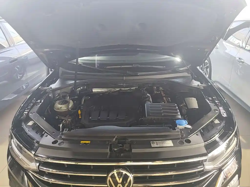 Volkswagen Tiguan L — миниатюра 20
