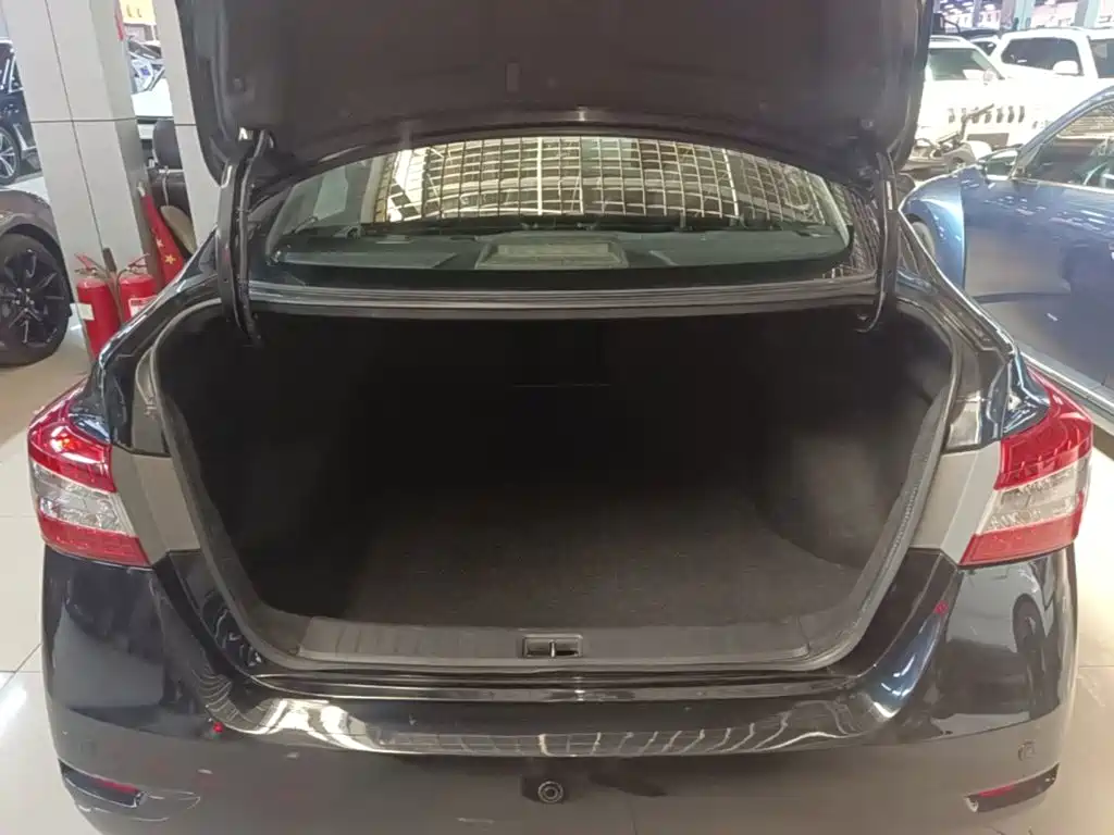 Nissan Sylphy — миниатюра 19