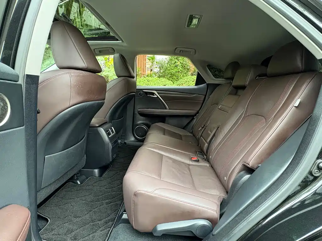 Lexus RX — миниатюра 9