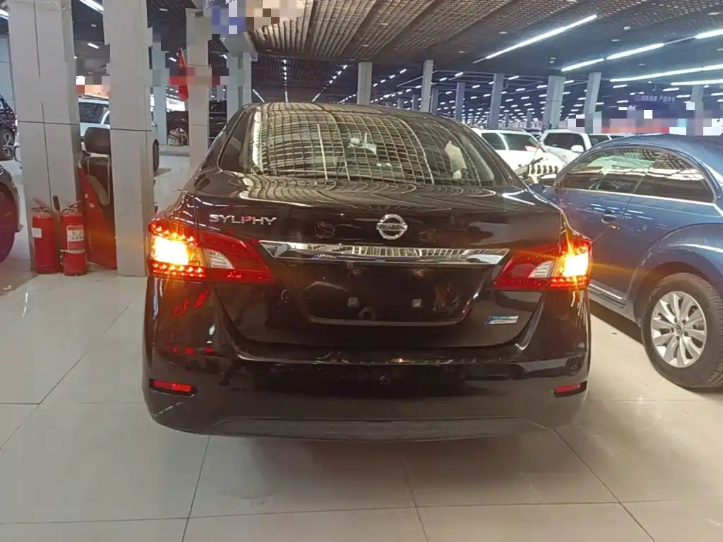 Nissan Sylphy — миниатюра 6