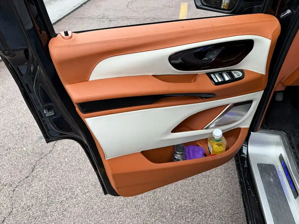 Mercedes-Benz Vito — миниатюра 6