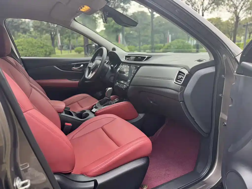 Nissan Qashqai — миниатюра 14
