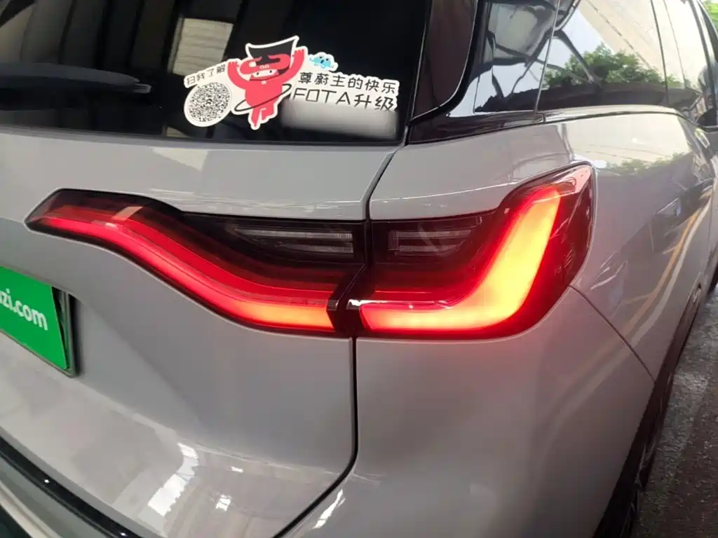 NIO ES8 — миниатюра 8