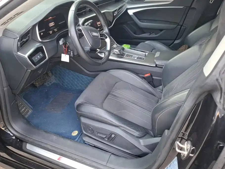 Audi A7L — миниатюра 9
