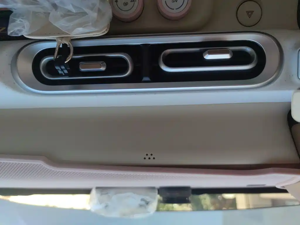Wuling MINIEV — миниатюра 18