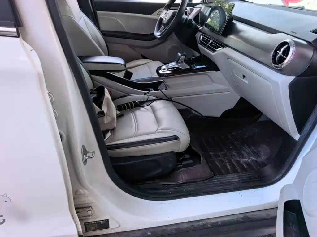 BYD Yuan Pro — миниатюра 25