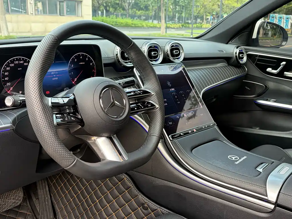 Mercedes-Benz C-Class — миниатюра 9