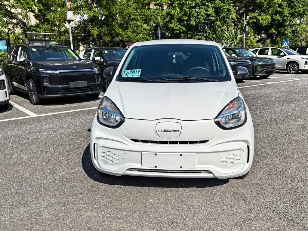 Roewe Clever — миниатюра 6