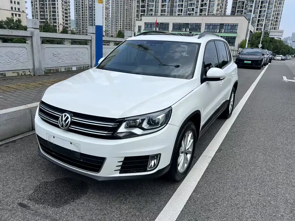 Купить Volkswagen Tiguan