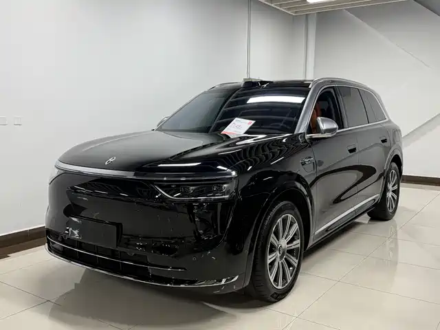 AITO ASK THE WORLD M8 2025