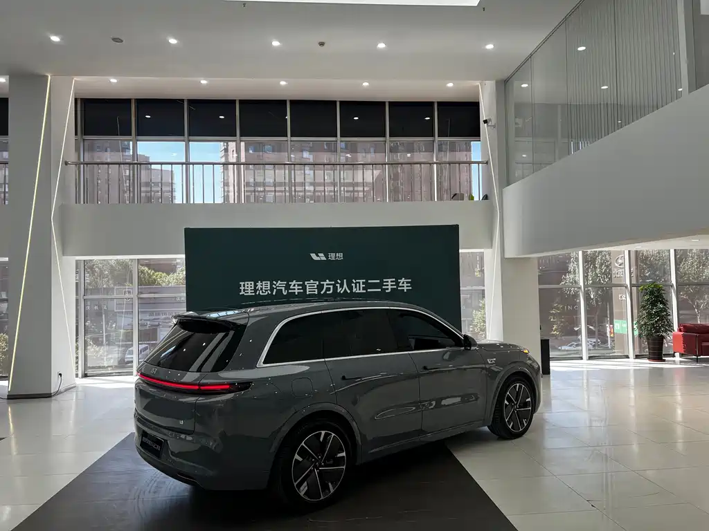 Li Auto Li L8 — миниатюра 14