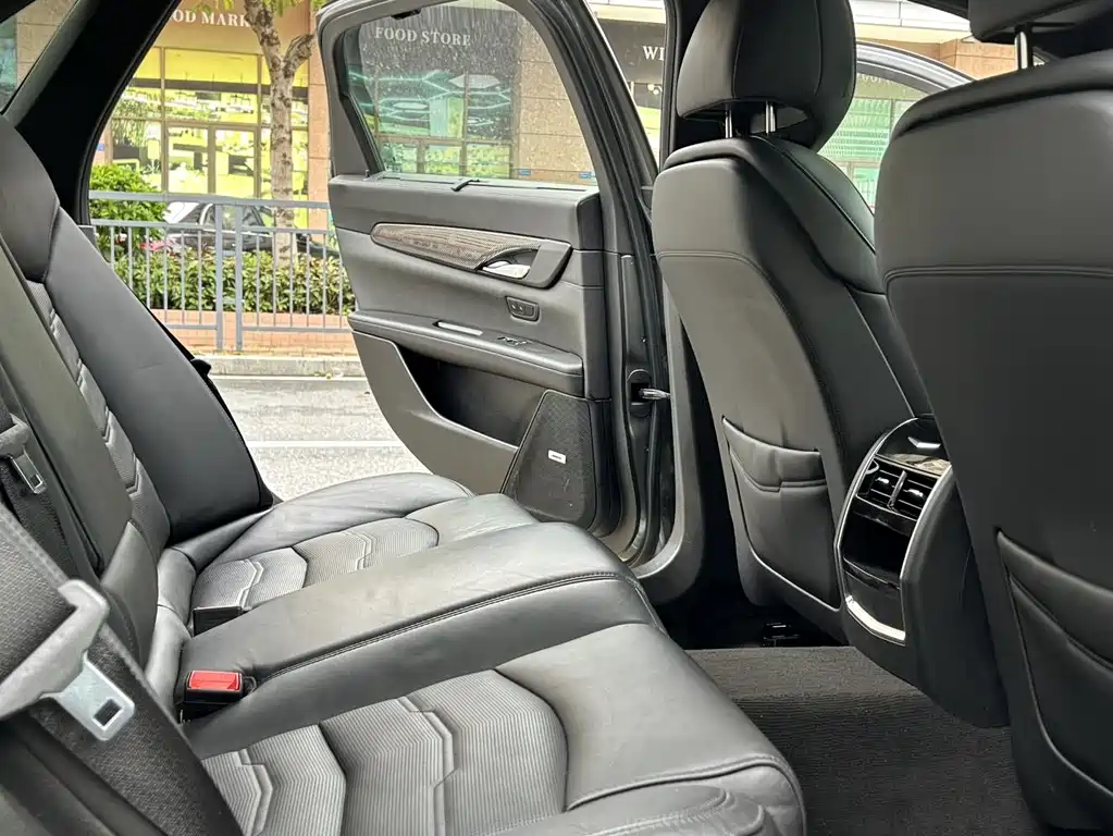 Cadillac CT6 — миниатюра 16
