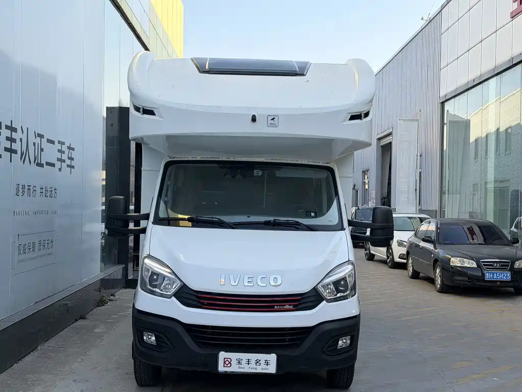 IVECO Ousheng — миниатюра 2